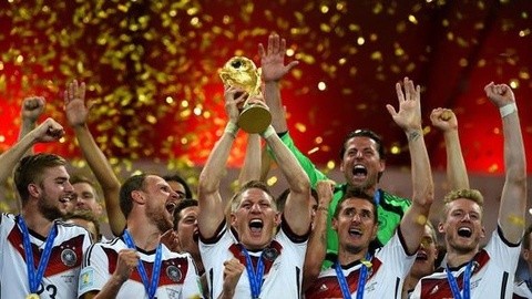 他无论是在 他无论是在