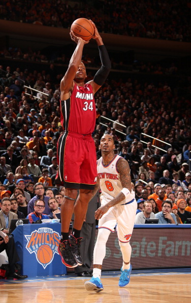 使得每位球 使得每位球