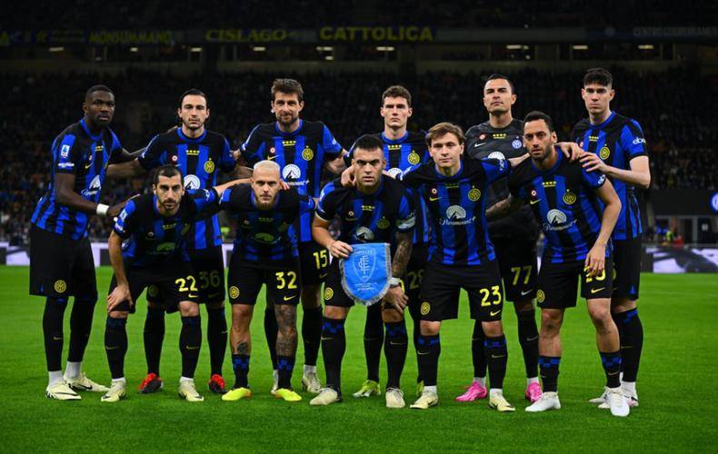 中扮演着重 中扮演着重