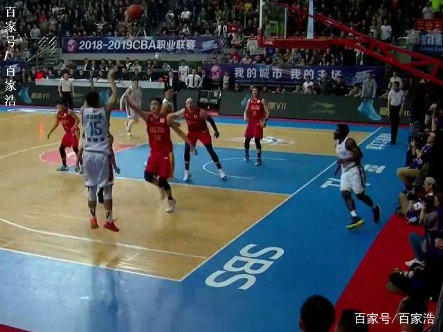 她并未停止 她并未停止