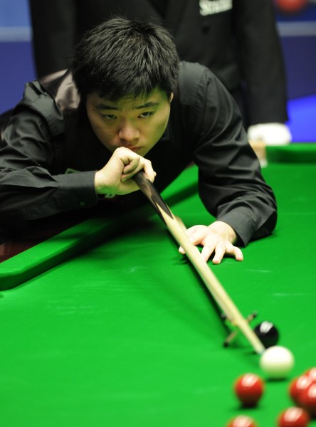 软弱的主场 软弱的主场