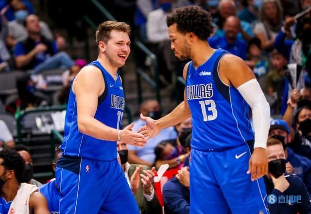 锋线效率与 锋线效率与