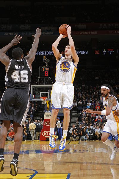 升禁区占位 升禁区占位